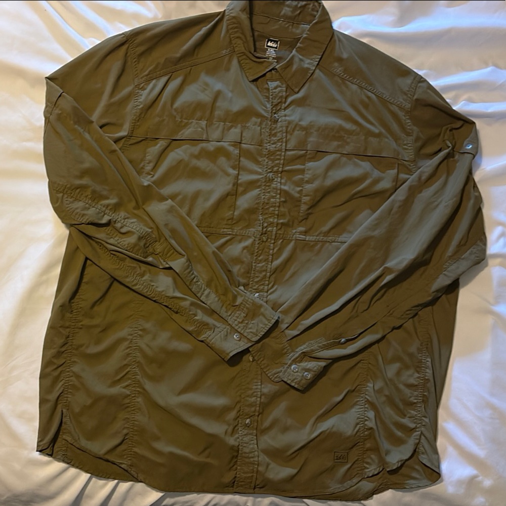 REI Green Casual Button Down Shirt